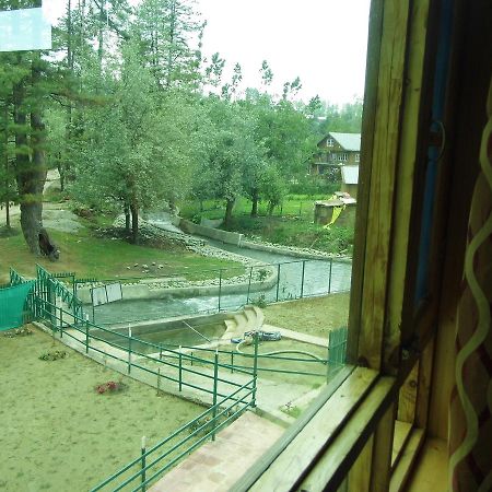 Hotel Gulmarg House Экстерьер фото