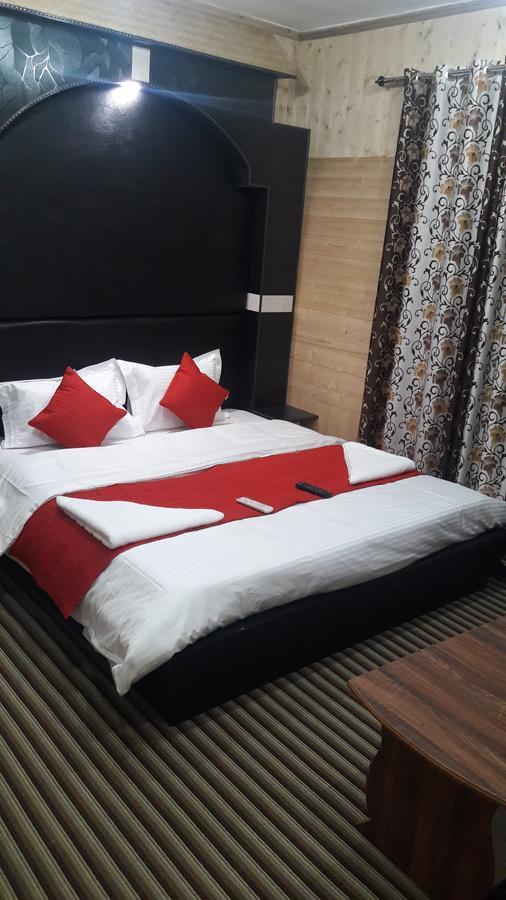 Hotel Gulmarg House Экстерьер фото